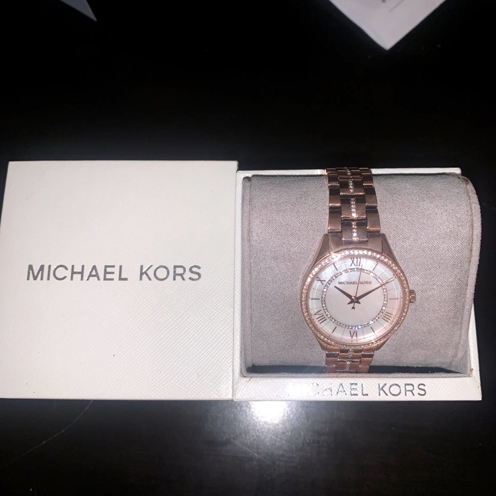 MK watch, NWT